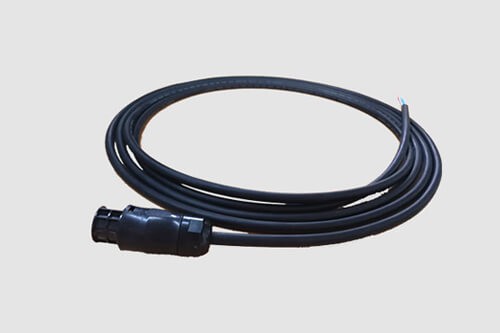 Anschluss-Kabel mit Betteristecker